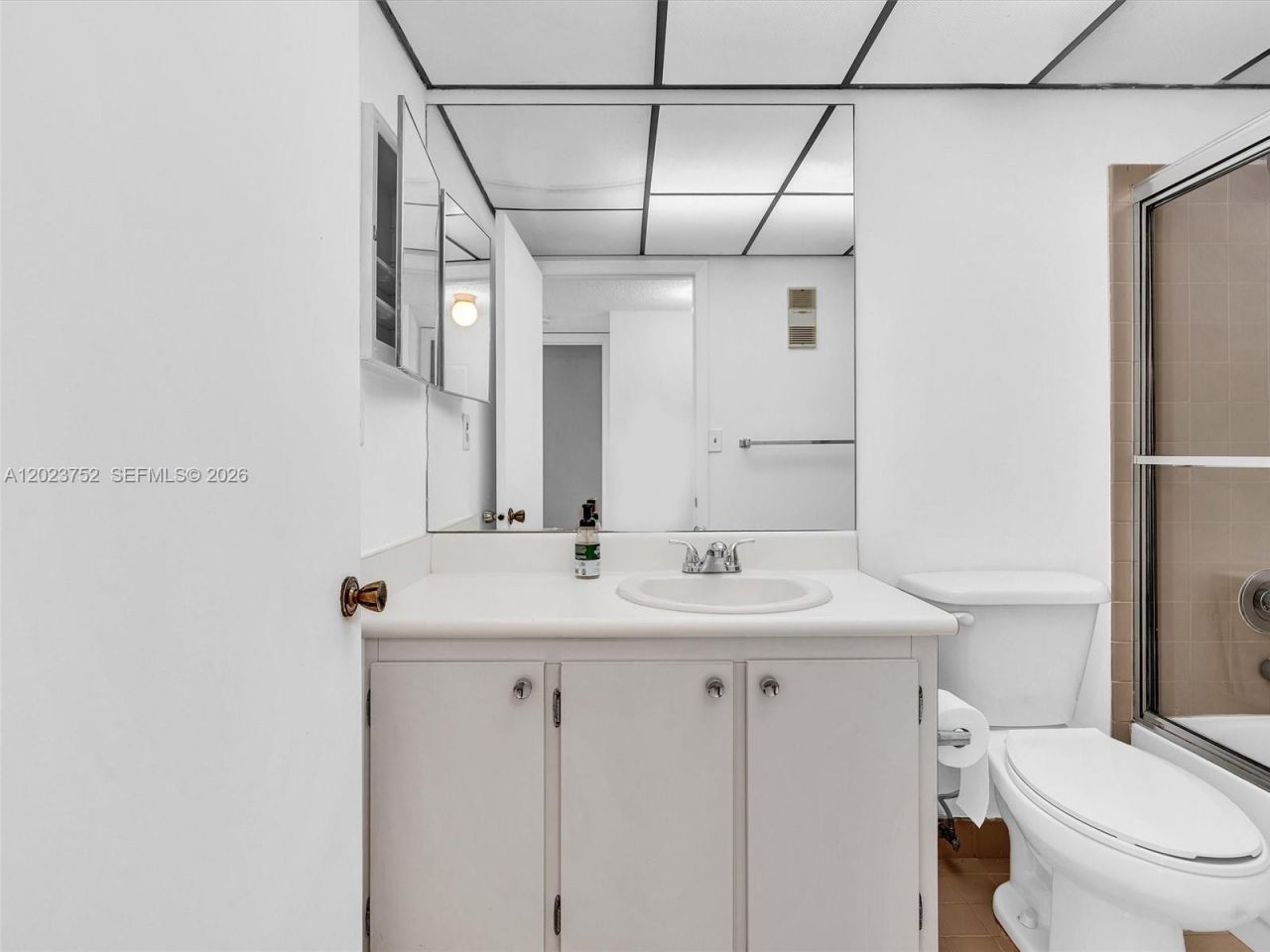 831 NE 199th St, Unit 101-34, Miami, FL 33179 Photo