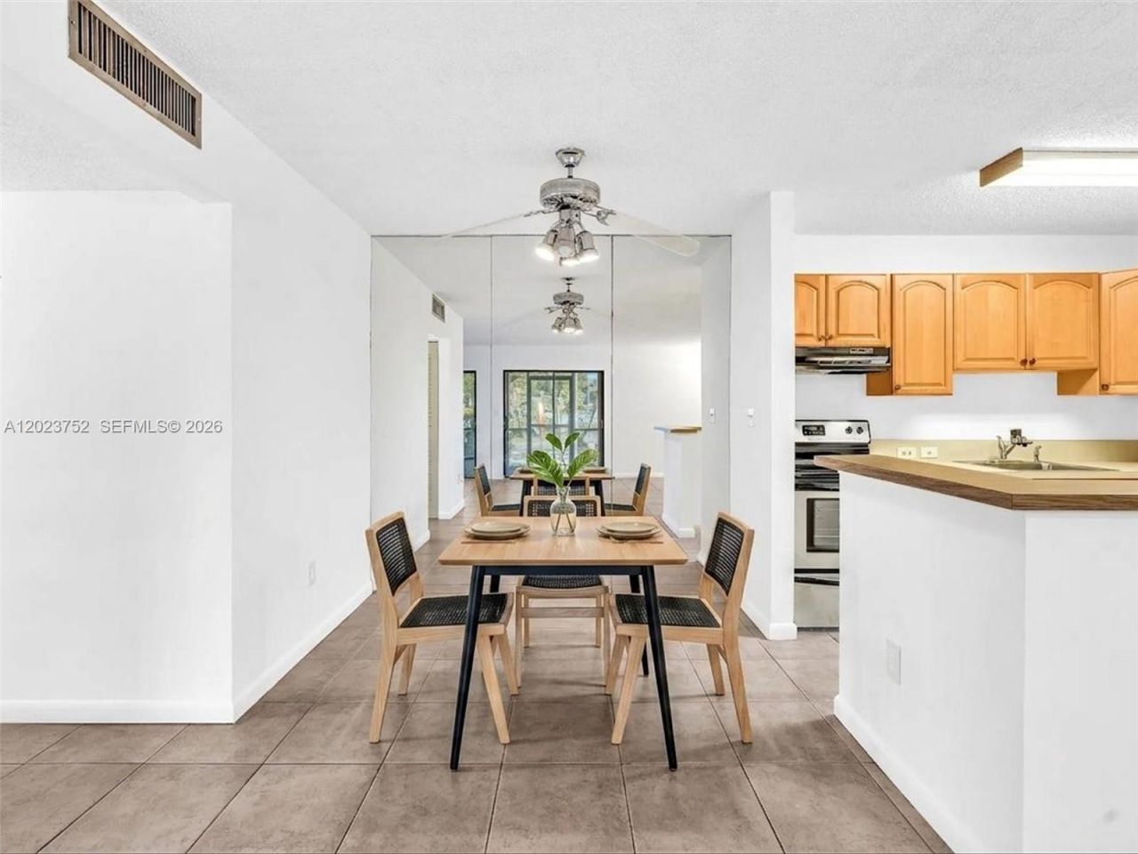 831 NE 199th St, Unit 101-34, Miami, FL 33179 Photo
