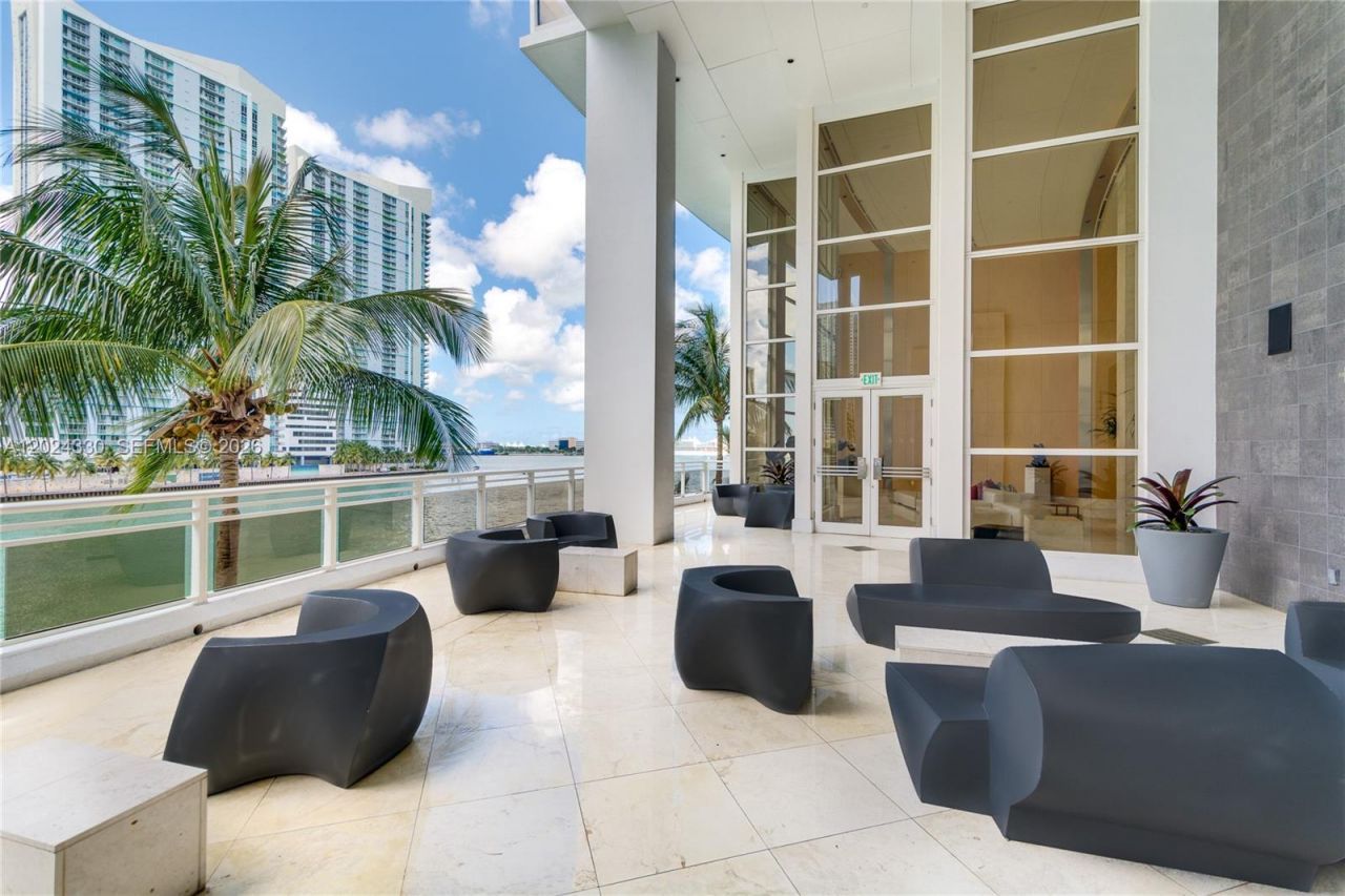 901 Brickell Key Blvd , Unit 2006, Miami, FL 33131 Photo