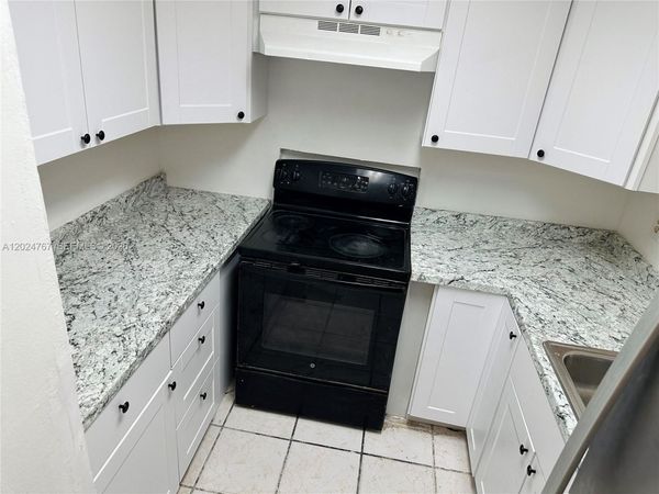 6820 W Flagler St , Unit 105, Miami, FL 33144