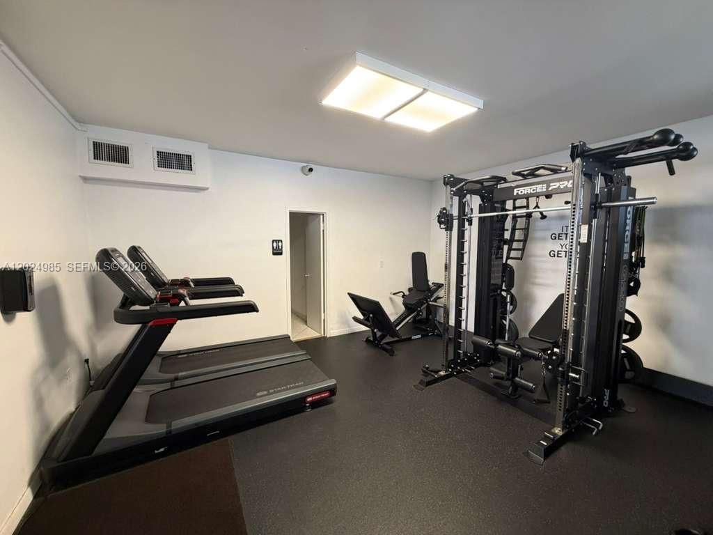 5313 Collins Ave , Unit 1109, Miami Beach, FL 33140 Photo