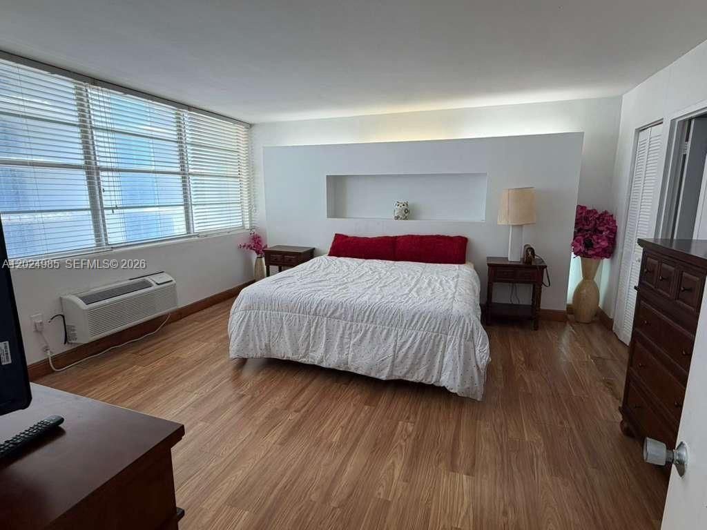 5313 Collins Ave , Unit 1109, Miami Beach, FL 33140 Photo