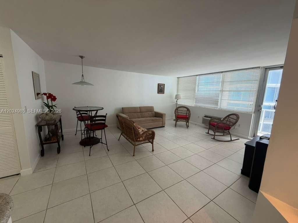 5313 Collins Ave , Unit 1109, Miami Beach, FL 33140 Photo