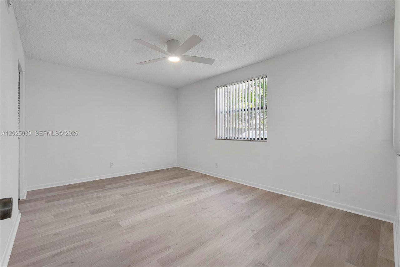 5661 Riverside Dr, Unit 103B7, Coral Springs, FL 33067 Photo