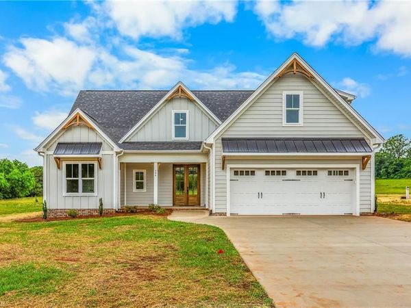 184 Armsworthy Road, Advance, NC 27006