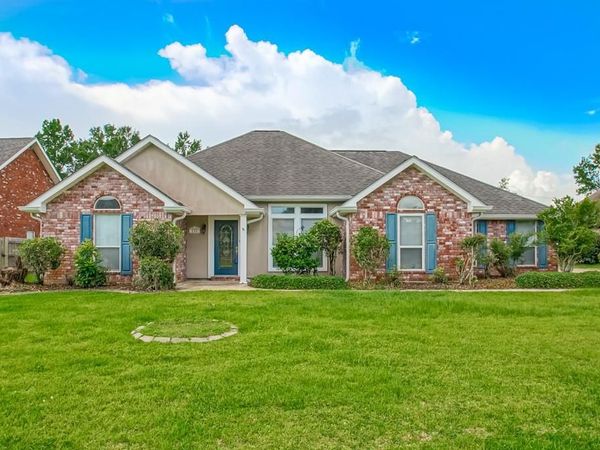 125 COTTAGE Drive , Luling, LA 70070