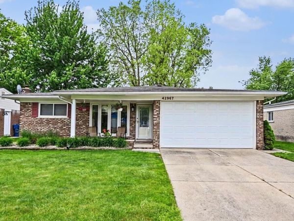 42967 Saxony Road, Canton, MI 48187