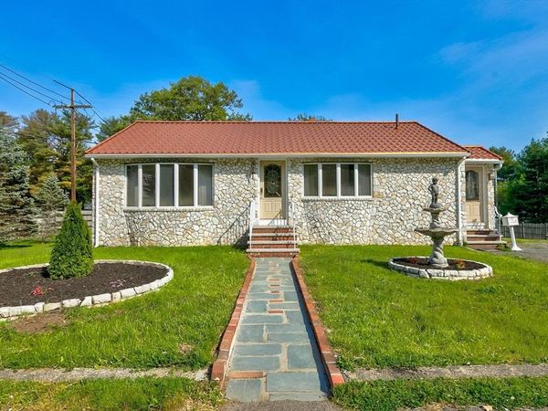 2 Herrick Road, Peabody, MA 01960