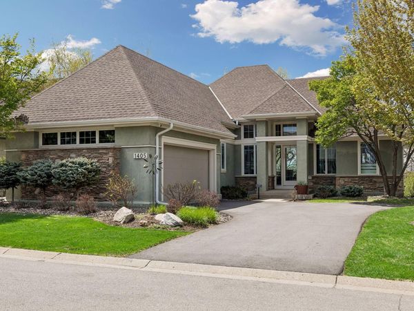 1405 Skyline Drive, Golden Valley, MN 55422