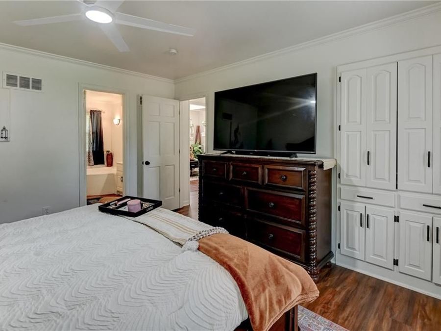 Property Image 61