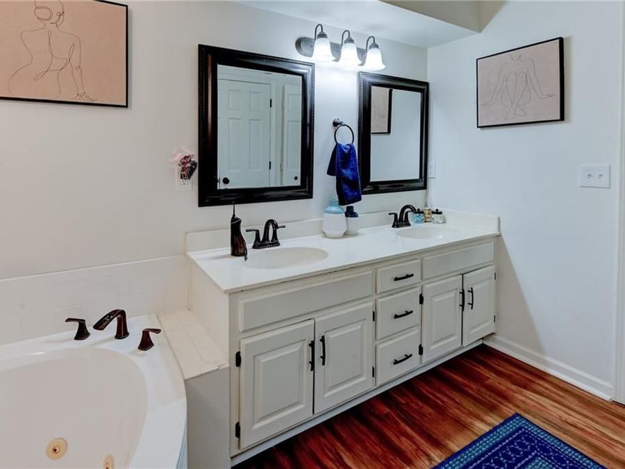 Property Image 64