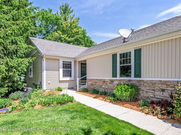6389 Highland Ridge Drive, East Lansing, MI 48823