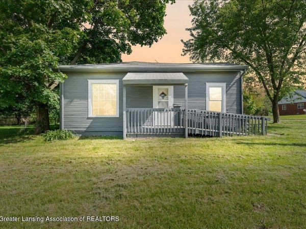 2000 W Jolly, Lansing, MI 48910
