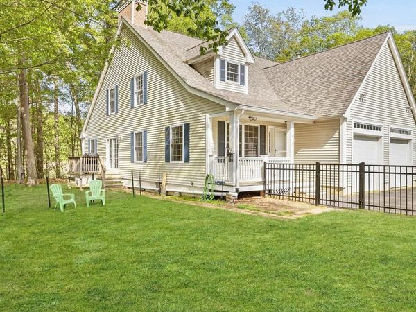 19 Violette Lane, Seabrook, NH 03874