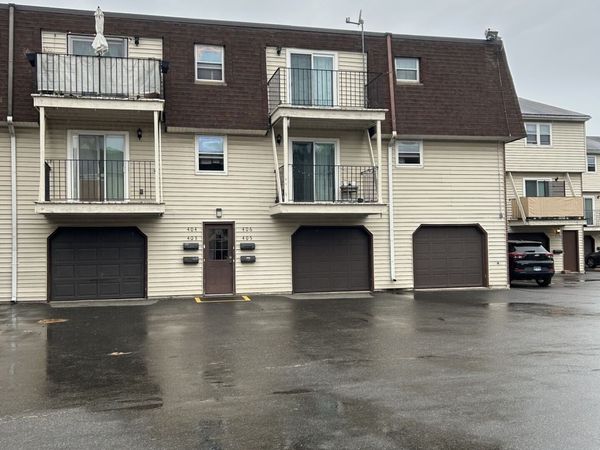 403 Blackstone, Unit 403, Meriden, CT 06450