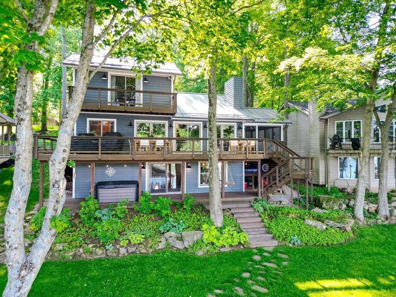 553 Highland Hills Drive, Howard, OH 43028 Photo 1
