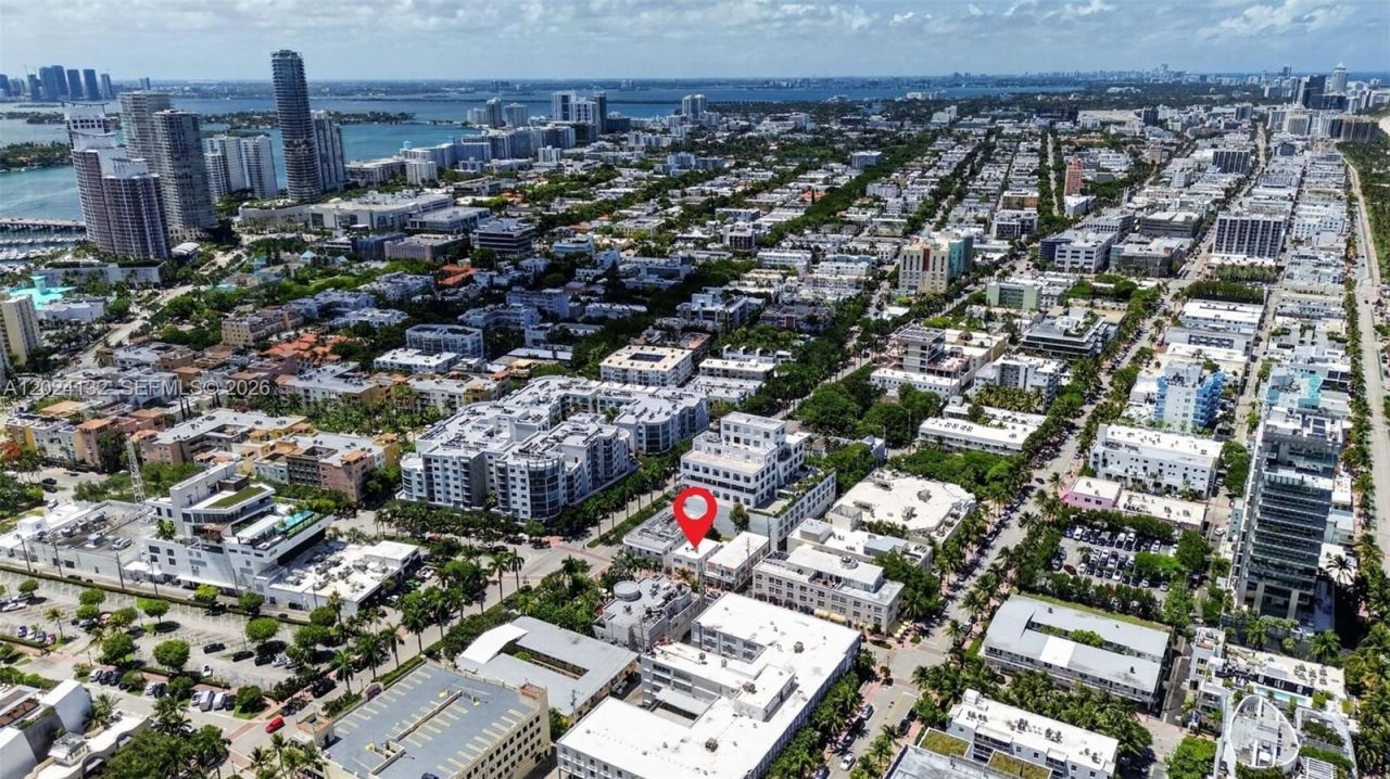 233 1st St , Miami Beach, FL 33139 Photo