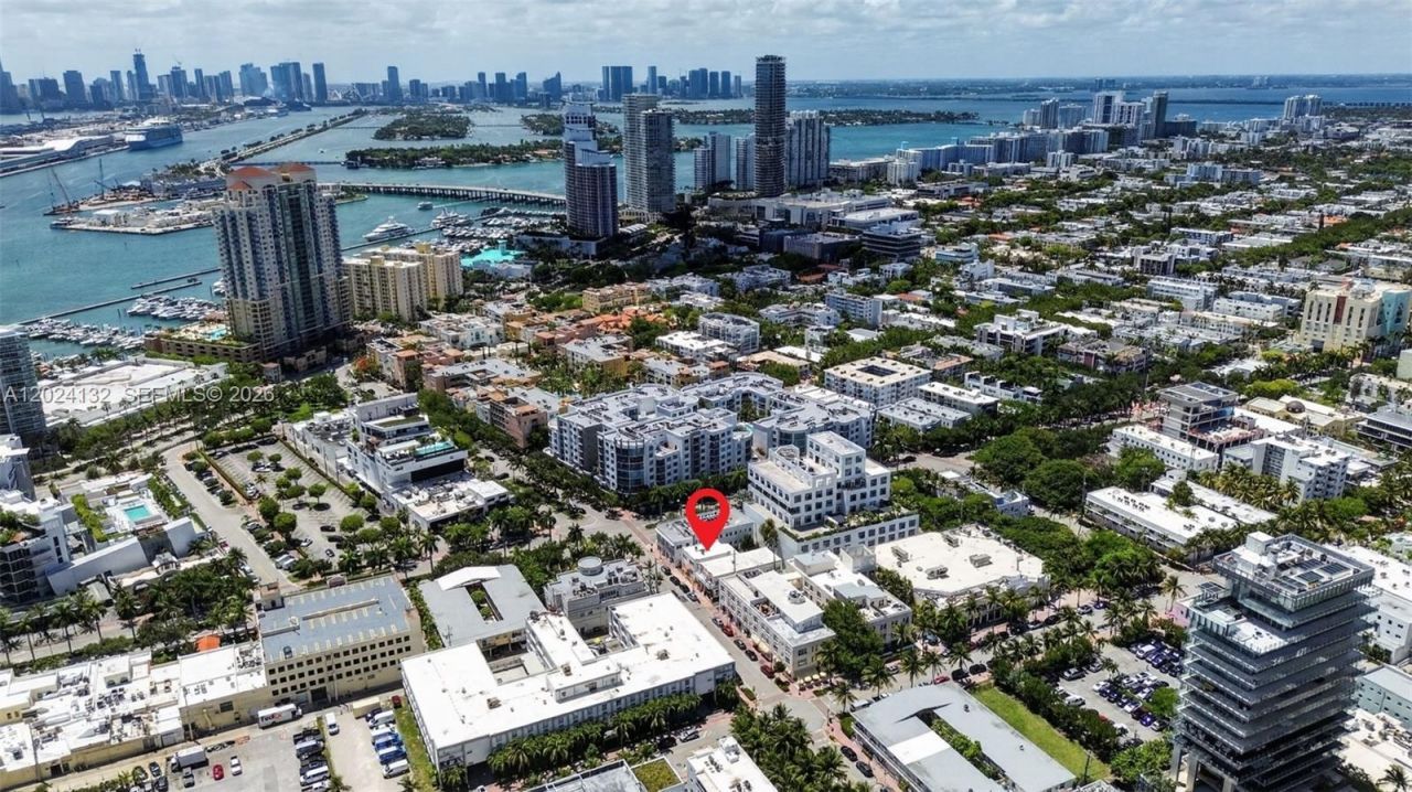 233 1st St , Miami Beach, FL 33139 Photo