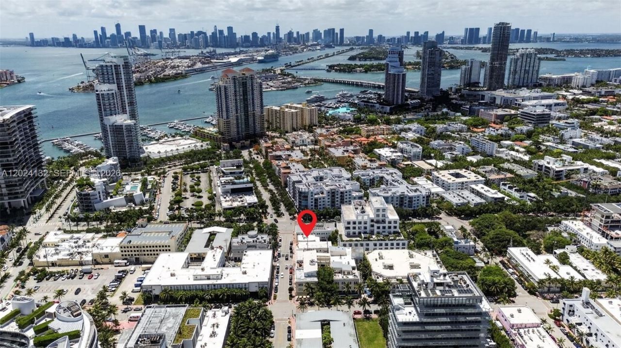 233 1st St , Miami Beach, FL 33139 Photo