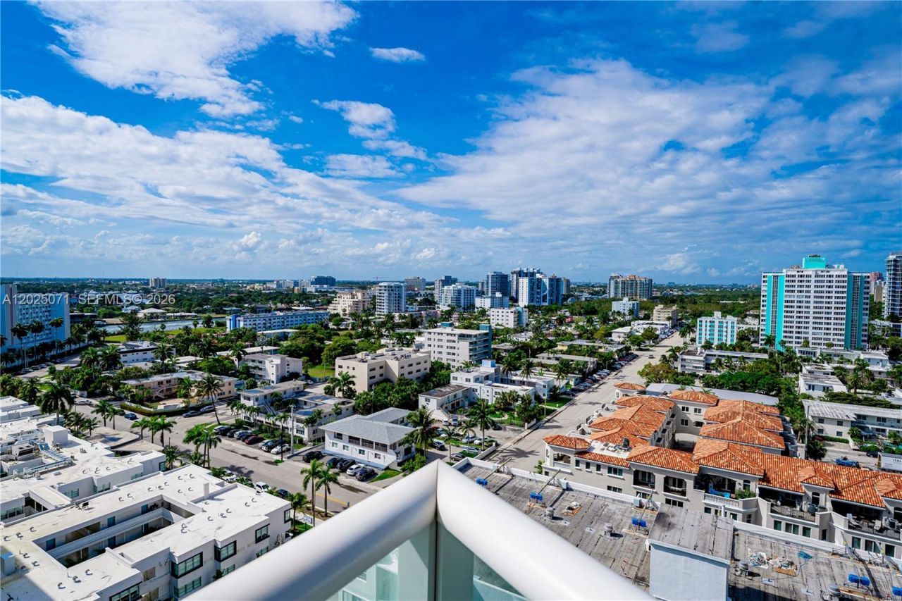 3101 Bayshore Dr , Unit 1402, Fort Lauderdale, FL 33304 Photo