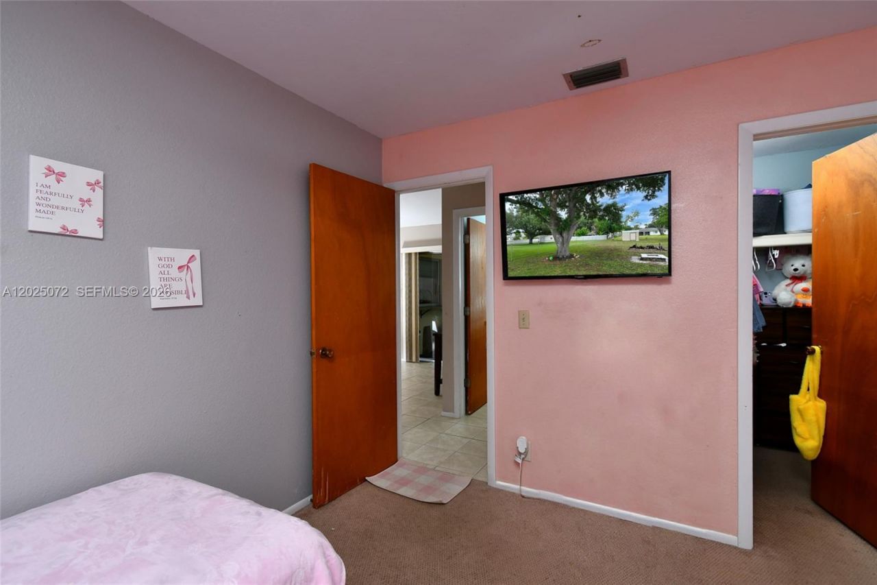 316 North Ave. , Lehigh Acres, FL 33936 Photo