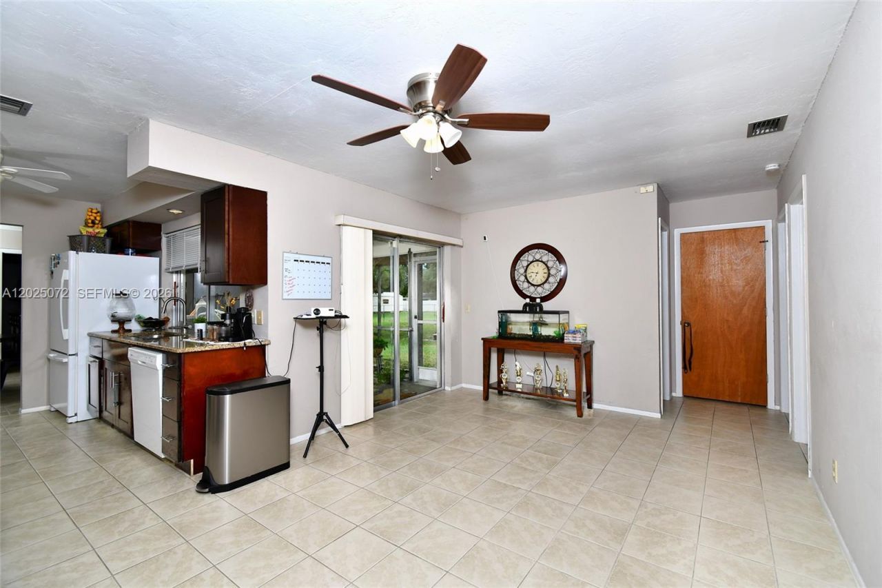 316 North Ave. , Lehigh Acres, FL 33936 Photo