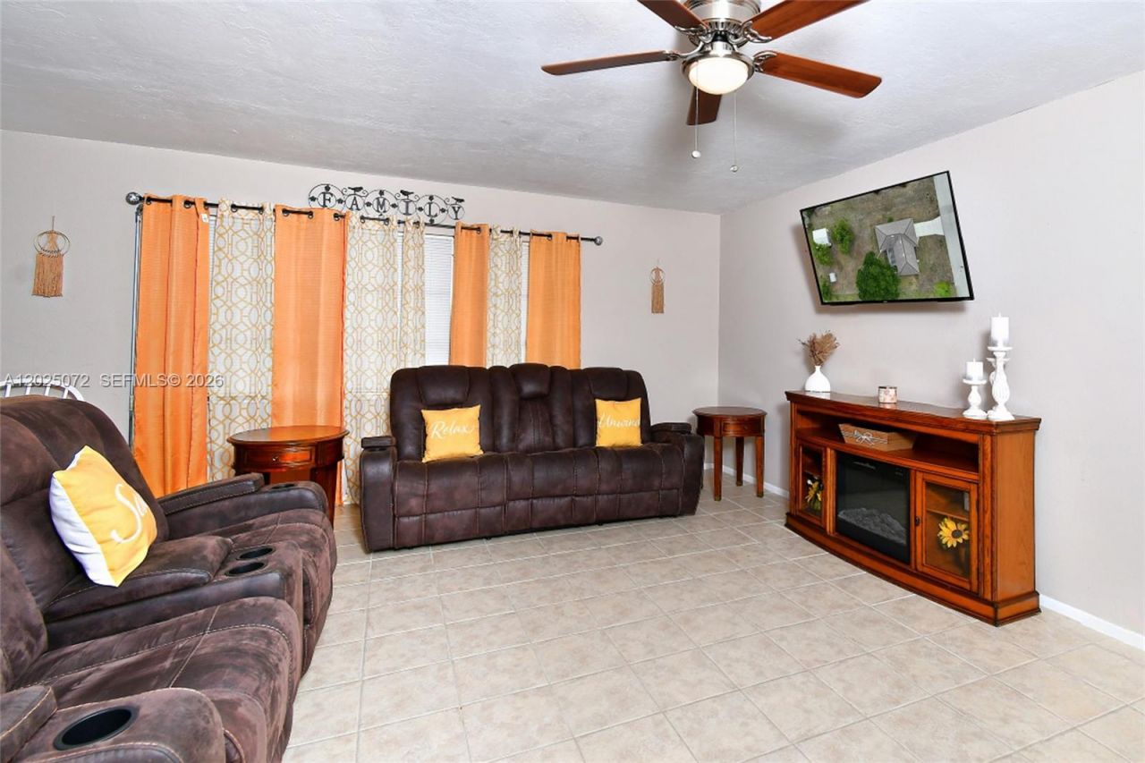 316 North Ave. , Lehigh Acres, FL 33936 Photo