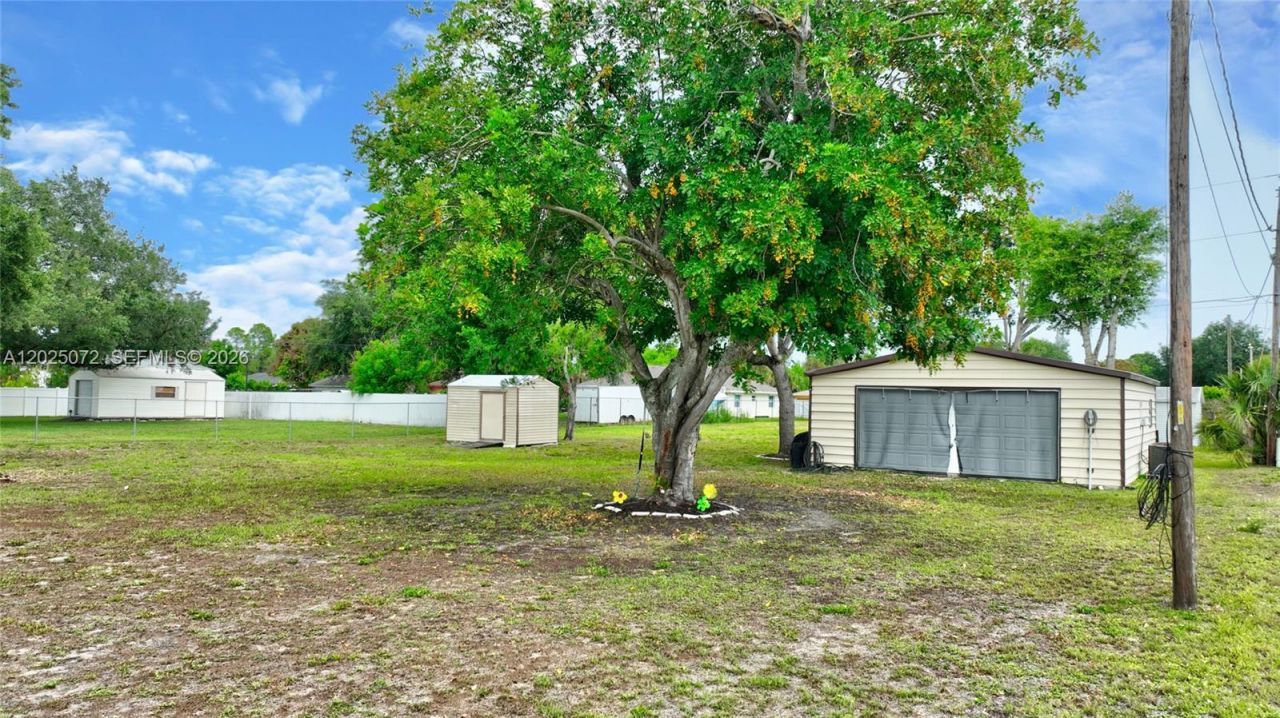 316 North Ave. , Lehigh Acres, FL 33936 Photo