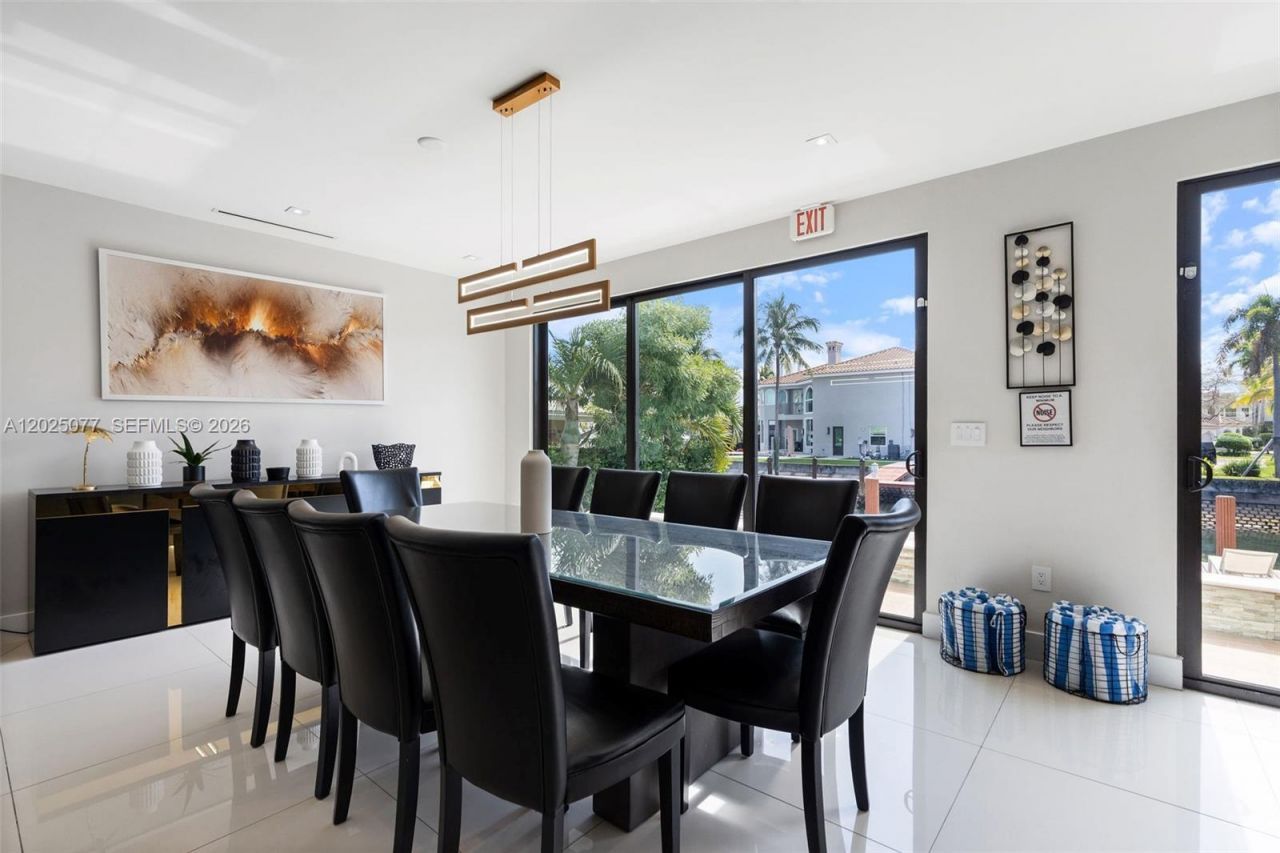 850 Washington St, Hollywood, FL 33019 Photo