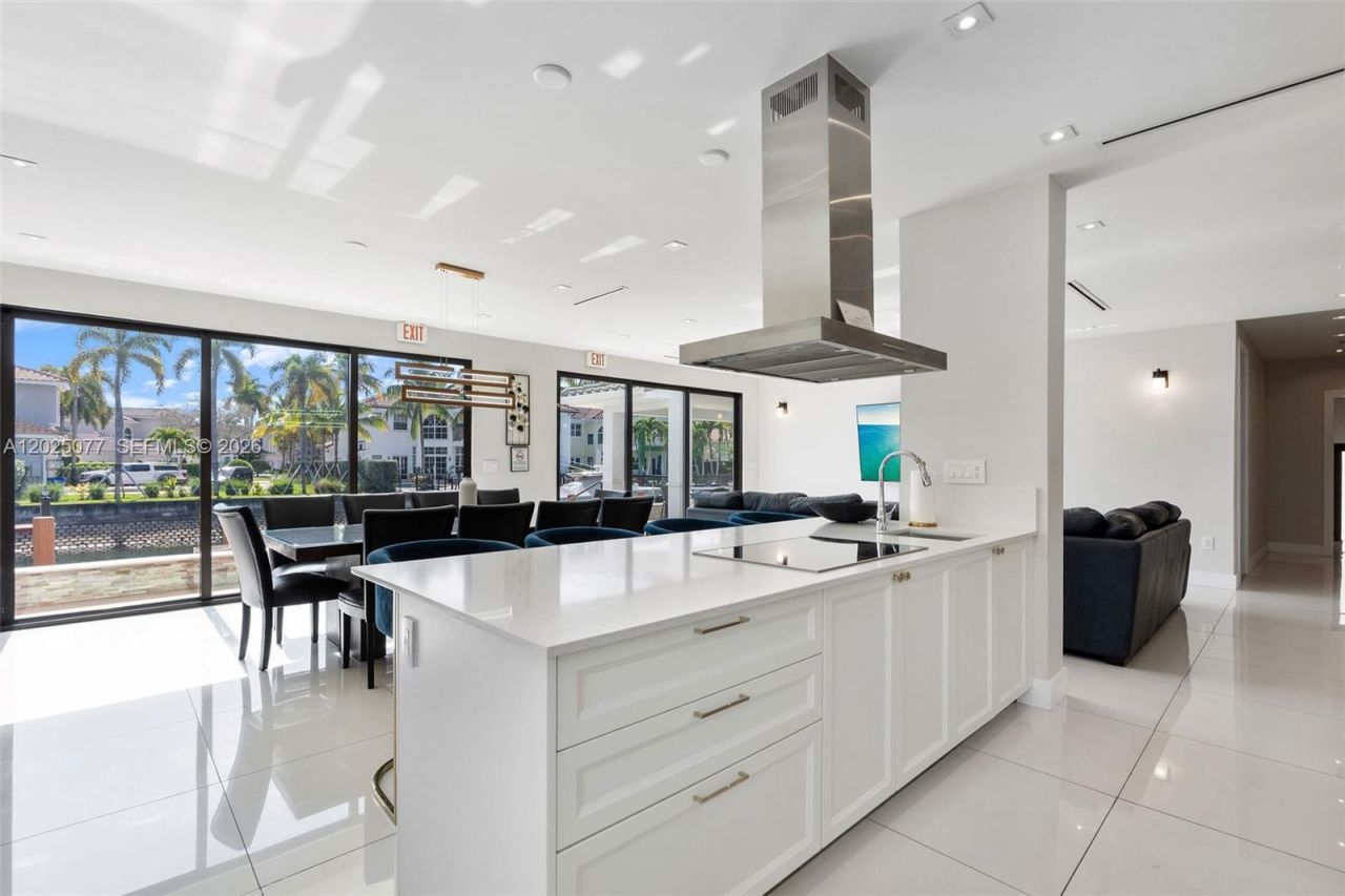 850 Washington St, Hollywood, FL 33019 Photo