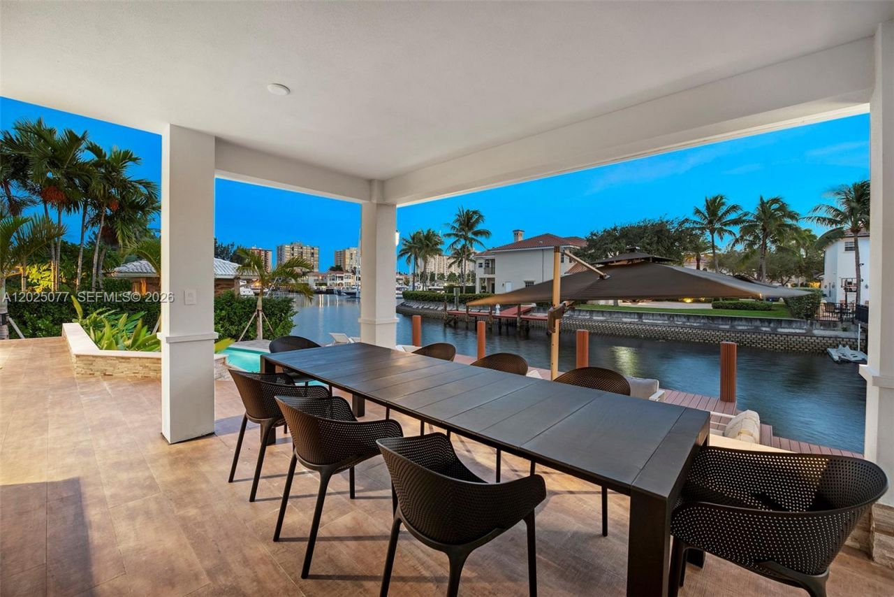 850 Washington St, Hollywood, FL 33019 Photo