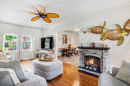 1010 Moss Dr.  photo 4