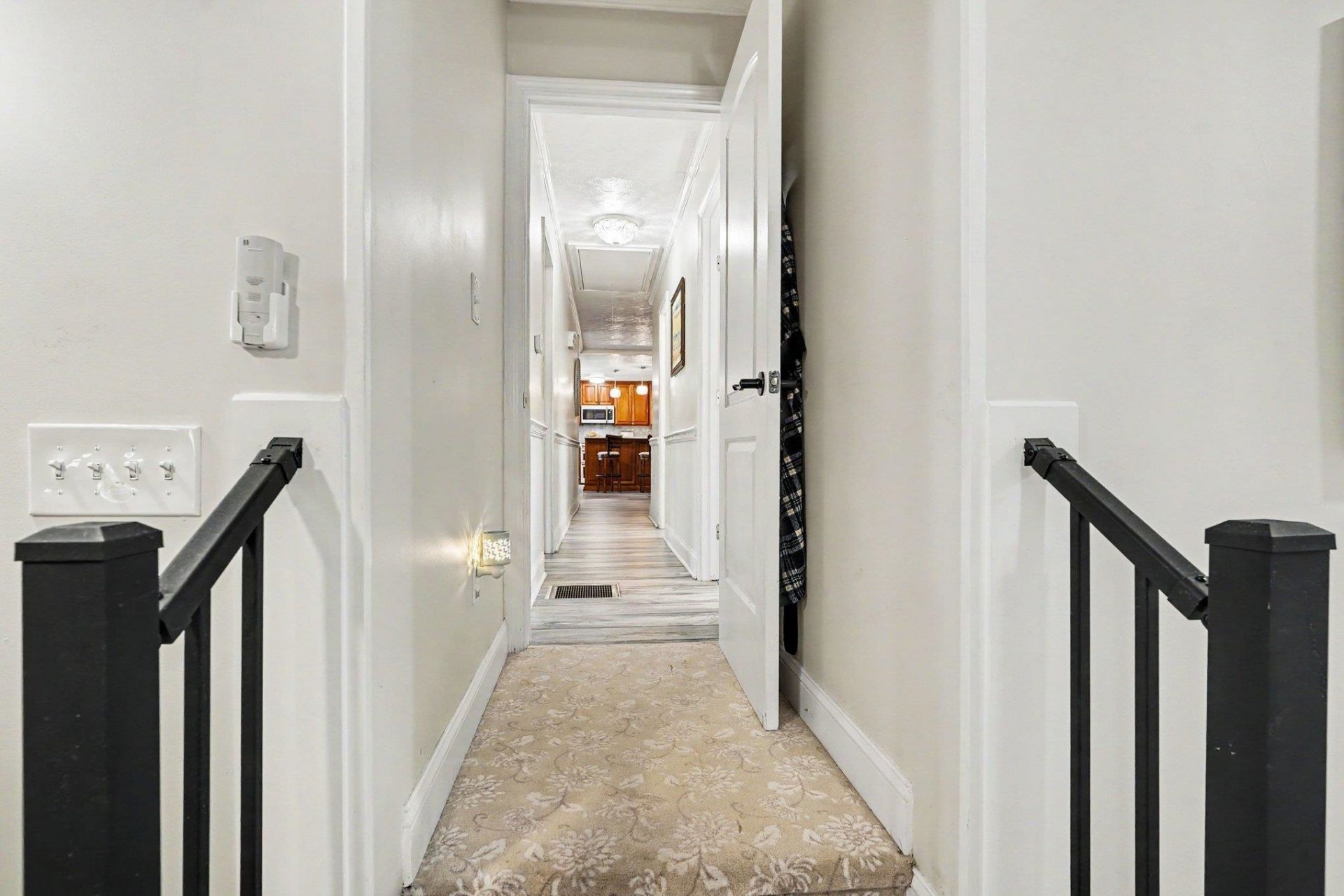 1010 Moss Dr.  Photo 8