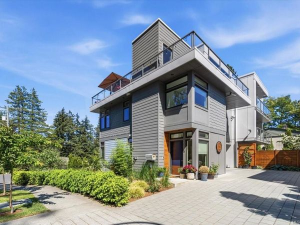 3096 107th St , Nanaimo, BC V9T 4Z6