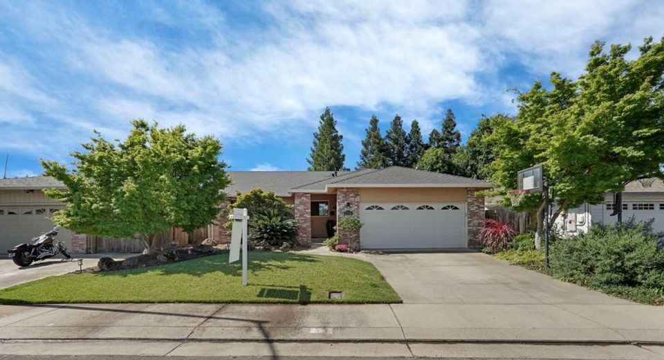 2536 Bayberry Dr, Lodi, CA 95242 Photo