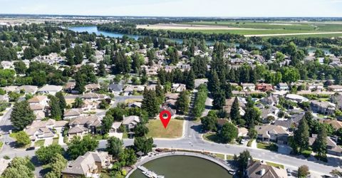 7701 E Shore Dr, Sacramento, CA 95831 Photo