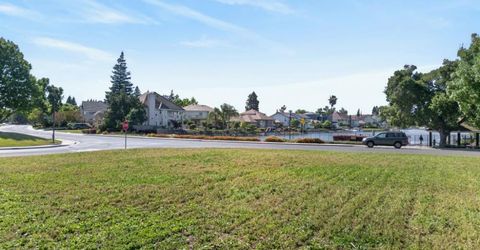 7701 E Shore Dr, Sacramento, CA 95831 Photo