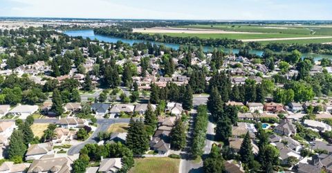 7701 E Shore Dr, Sacramento, CA 95831 Photo