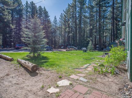 1212 Melba Drive, South Lake Tahoe, CA 96150 Photo