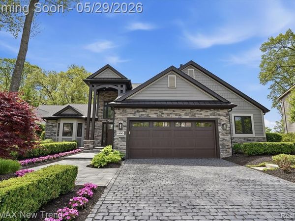 1890 Spruce Drive, Commerce Twp, MI 48390