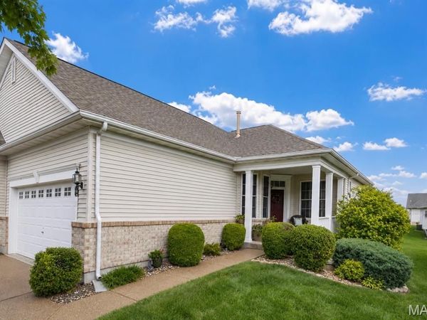 2071 Hawks Landing Drive, Unit C, Lake St Louis, MO 63367