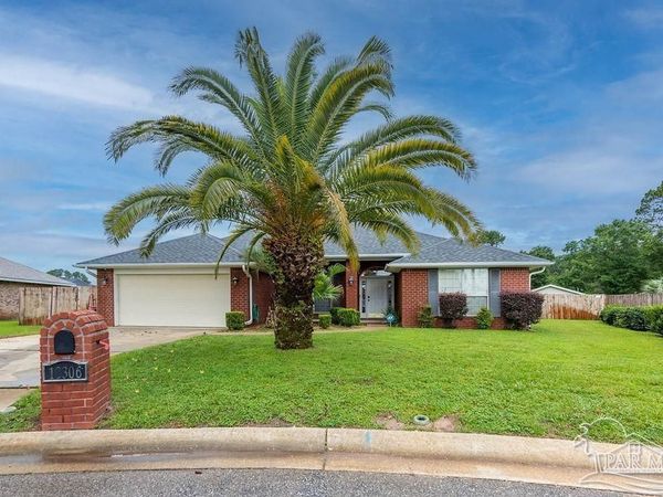 10306 Wailuku Dr, Pensacola, FL 32506