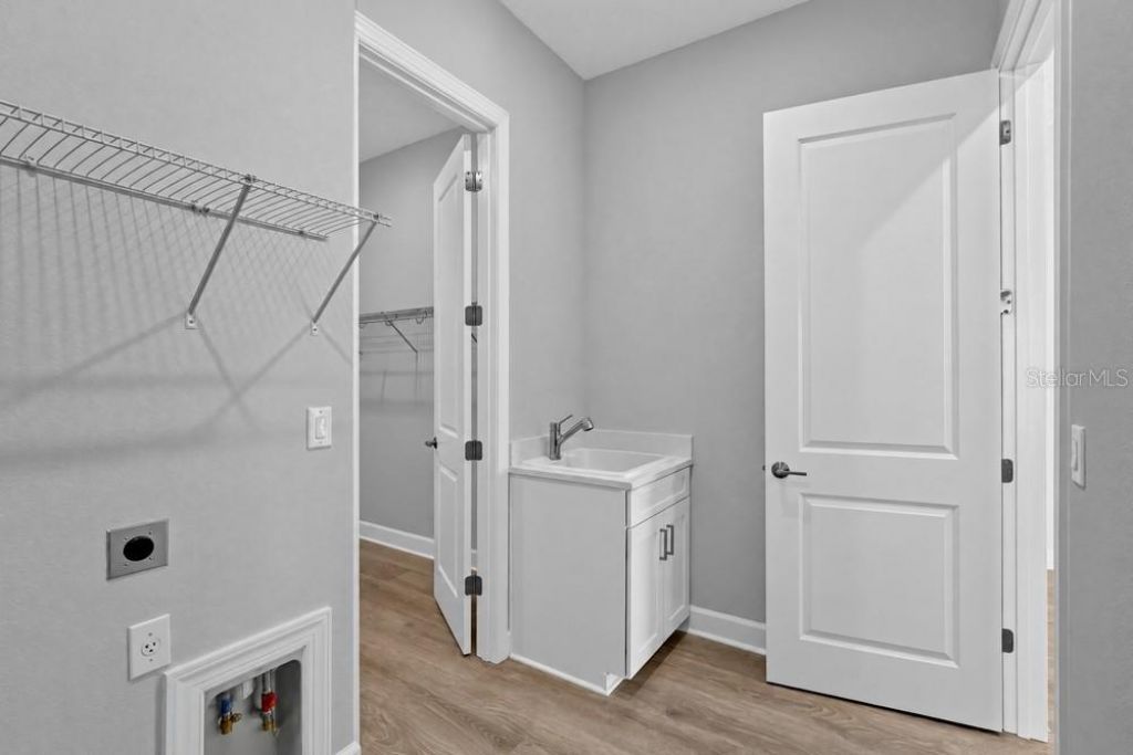 7636 Moonbeam Avenue, Sarasota, FL 34241 Photo