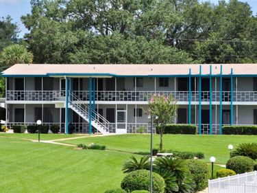 1600 W LAKE PARKER DRIVE , Unit B4, LAKELAND, FL 33805