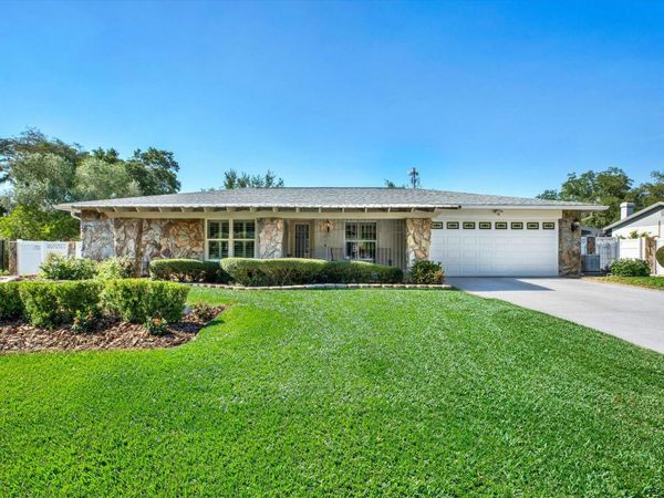 6625 BAYBROOKS CIRCLE , TAMPA, FL 33617