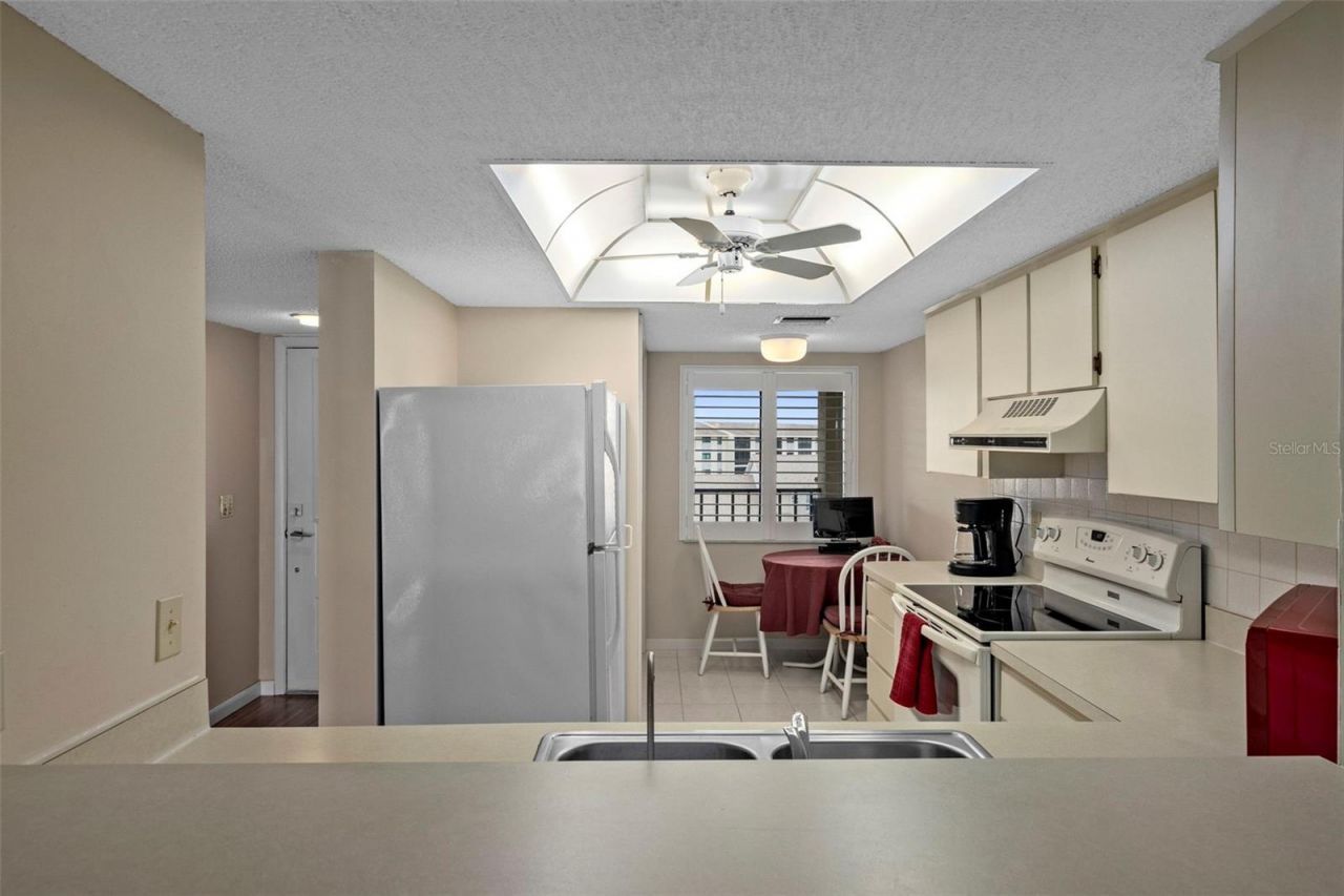 8211 Brent Street , Unit 844, Port Richey, FL 34668 Photo