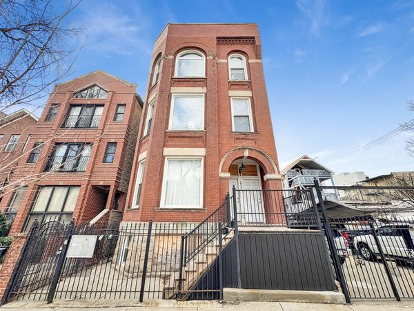 2735 W Potomac Avenue , Unit CH, Chicago, IL 60622