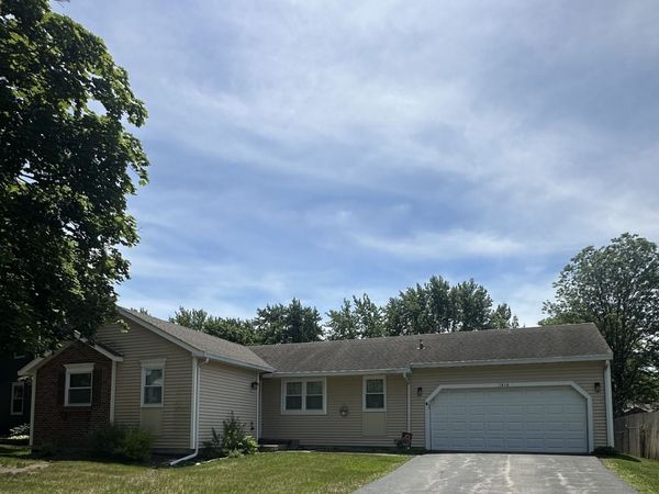1416 Duquesne Avenue, Naperville, IL 60565