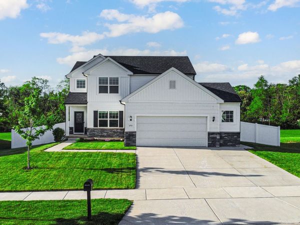 5710 Burr Ridge Circle , Crown Point, IN 46307