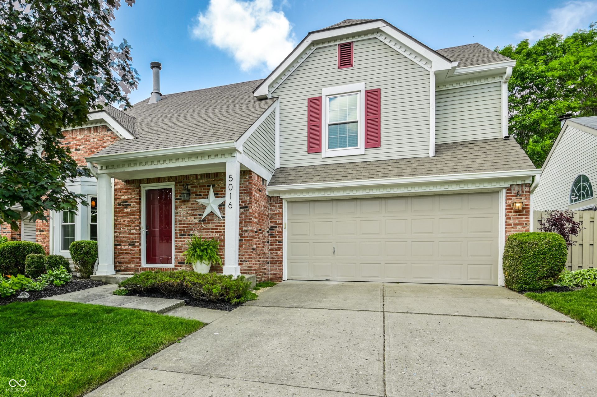5016 Eagles Watch Drive, Indianapolis, IN 46254 Main Photo